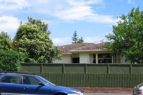 Photo of property in 75 Terry Street, Blockhouse Bay, Auckland, 0600