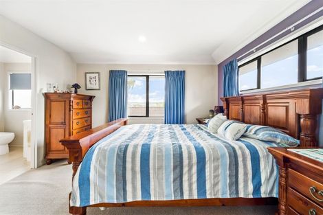 Photo of property in 10 Jelas Road, Red Beach, 0932