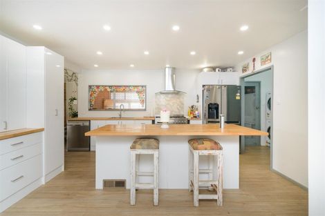 Photo of property in 128 High Street, Bulls, 4818