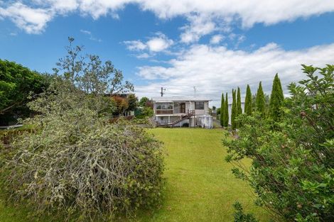Photo of property in 1292 Whangaparaoa Road, Army Bay, Whangaparaoa, 0930