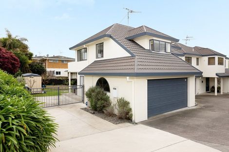 Photo of property in 48 Pine Avenue, Otumoetai, Tauranga, 3110