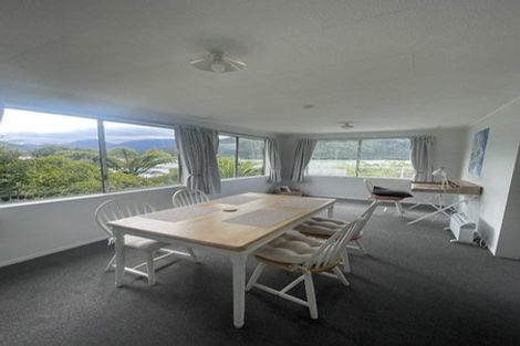 Photo of property in 685 Queen Charlotte Drive, Havelock, Picton, 7281