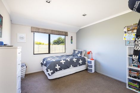 Photo of property in 104a Queens Road, Glen Avon, New Plymouth, 4312