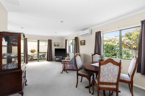 Photo of property in 67a Church Road, Taradale, Napier, 4112