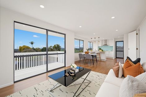 Photo of property in 140d Hepburn Road, Glendene, Auckland, 0602