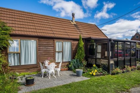 Photo of property in 3a Pukatea Street, Eastbourne, Lower Hutt, 5013