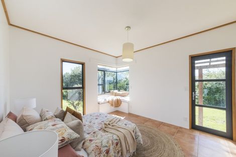 Photo of property in 32 Schnell Drive, Kelvin Grove, Palmerston North, 4414