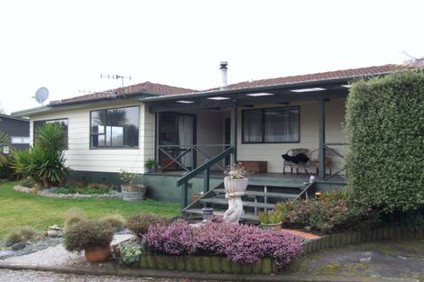 Photo of property in 11 Glengarry Place, Hilltop, Taupo, 3330