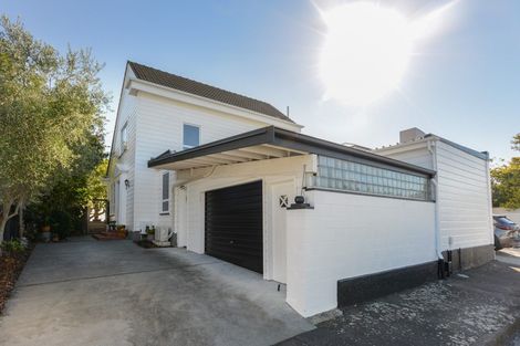 Photo of property in 118 Thompson Road, Bluff Hill, Napier, 4110