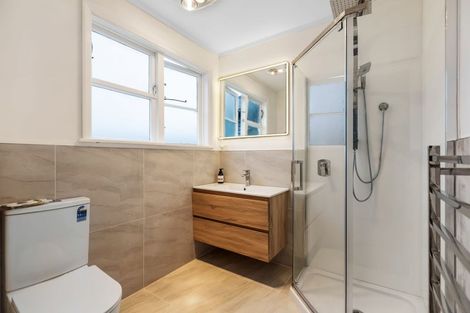 Photo of property in 21 Miller Street, Glenholme, Rotorua, 3010