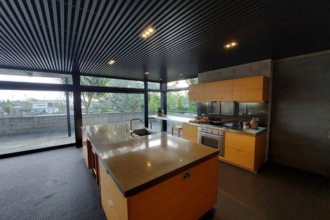 Photo of property in 30b Thackeray Street, Hamilton Lake, Hamilton, 3204