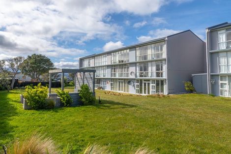 Photo of property in 23 Rangitane Street, Maupuia, Wellington, 6022