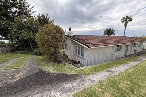 Photo of property in 73 Fourth Avenue, Woodhill, Whangarei, 0110