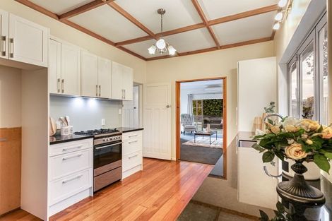 Photo of property in 2/52 Northboro Road, Belmont, Auckland, 0622
