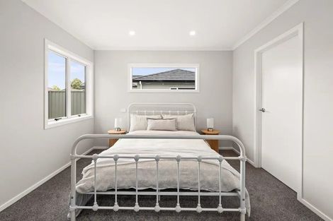 Photo of property in 2/52 Park Road, Greenmeadows, Napier, 4112