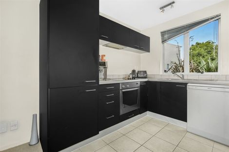 Photo of property in 83 Albionvale Road, Glen Eden, Auckland, 0602
