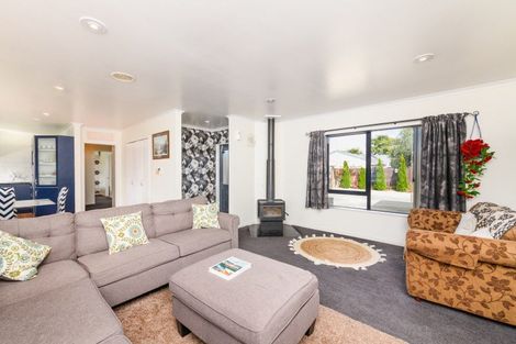 Photo of property in 155 Schnell Drive, Kelvin Grove, Palmerston North, 4414