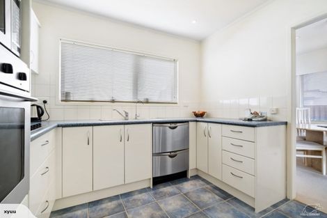 Photo of property in 2/21 Hattaway Avenue, Bucklands Beach, Auckland, 2012