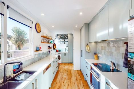 Photo of property in 26 Doris Gordon Crescent, Crofton Downs, Wellington, 6035