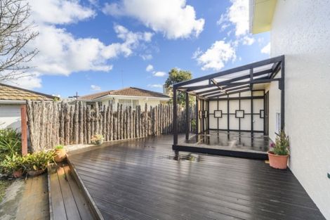 Photo of property in 20 Newhaven Place, Roslyn, Palmerston North, 4414