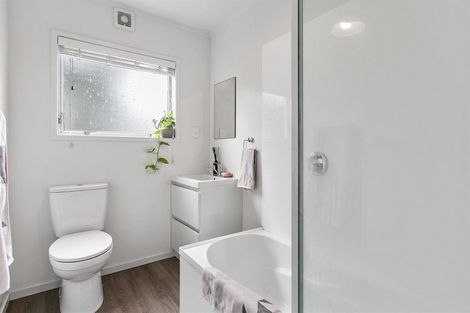 Photo of property in 2/34 Watea Road, Sandringham, Auckland, 1025