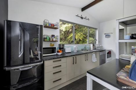 Photo of property in 470c Stokes Valley Road, Stokes Valley, Lower Hutt, 5019