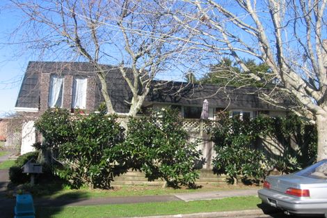 Photo of property in 3 Coulthard Terrace, Opaheke, Papakura, 2113