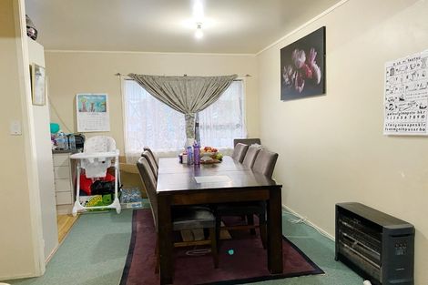 Photo of property in 1/21 Wattle Street, New Lynn, Auckland, 0600