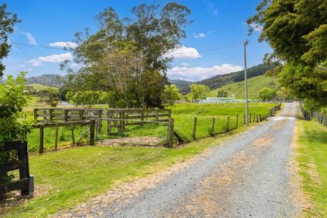 Photo of property in 3135 Kaipara Coast Highway, Glorit, Warkworth, 0984