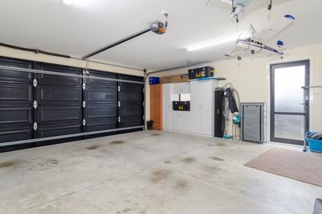 Photo of property in 11 Dumfries Place, Pyes Pa, Tauranga, 3112