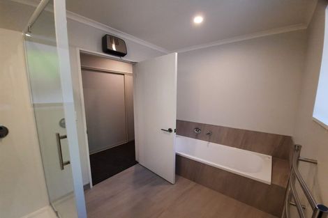 Photo of property in 6 Kirkdale Place, Avonhead, Christchurch, 8042