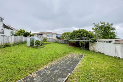 Photo of property in 12b Lewis Street, Blockhouse Bay, Auckland, 0600