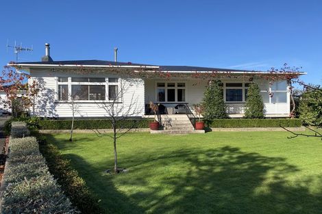Photo of property in 63 Middle Road, Havelock North, 4130
