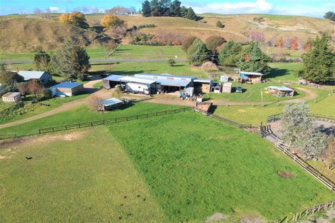 Photo of property in 2966 State Highway 2, Waipukurau, 4281