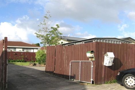 Photo of property in 1/211 Waitemata Drive, Ranui, Auckland, 0612