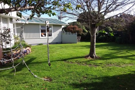 Photo of property in 7 Hadfield Street, Patea, 4520