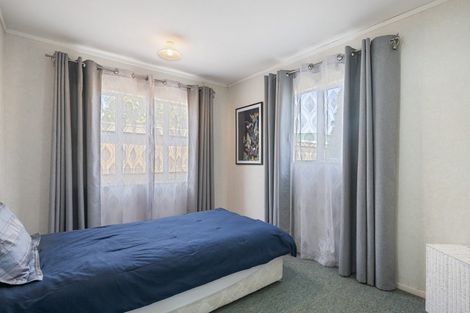 Photo of property in 28 Hokio Beach Road, Levin, 5510