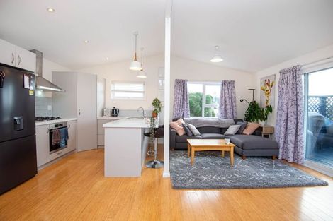 Photo of property in 4 Morning View, Titahi Bay, Porirua, 5022