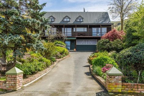 Photo of property in 24 Bayview Place, Cass Bay, Lyttelton, 8082