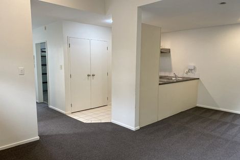 Photo of property in 13/30 John Jennings Drive, Oteha, Auckland, 0632