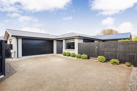 Photo of property in 26 Serenity Crescent, Kelvin Grove, Palmerston North, 4414