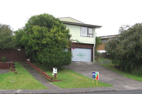 Photo of property in 15 Widmore Drive, Massey, Auckland, 0614