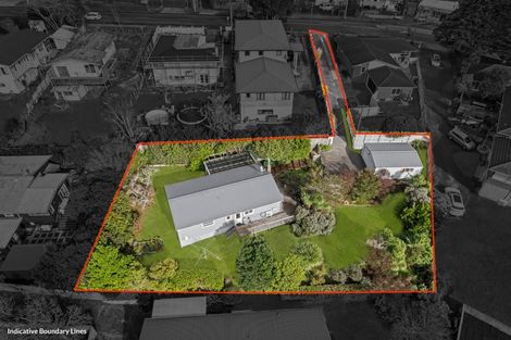 Photo of property in 107 Birkdale Road, Birkdale, Auckland, 0626