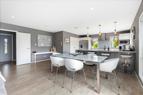 Photo of property in 10 Amokura Crescent, Flagstaff, Hamilton, 3210