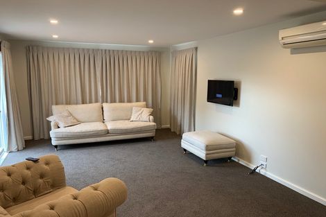 Photo of property in 117 Withells Road, Avonhead, Christchurch, 8042