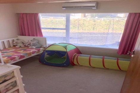 Photo of property in 112 Frankley Road, Frankleigh Park, New Plymouth, 4310