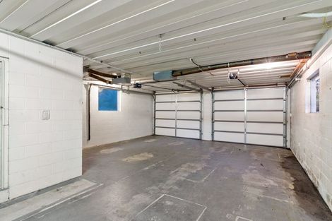 Photo of property in 4 Hawkswood Place, Avonhead, Christchurch, 8042