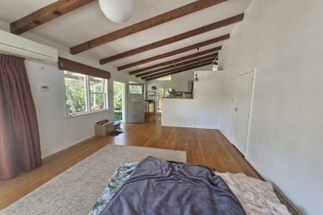 Photo of property in 4 Earl Road, Titirangi, Auckland, 0604