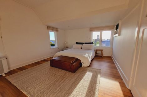 Photo of property in 11 Kauri Street, Eastbourne, Lower Hutt, 5013