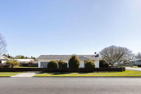 Photo of property in 2 Sinclair Terrace, Te Awamutu, 3800